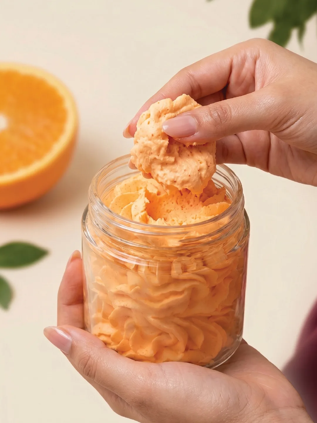Jar with a peak, side light
